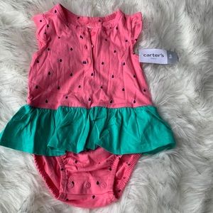 Carters baby size 9months 1piece onesie